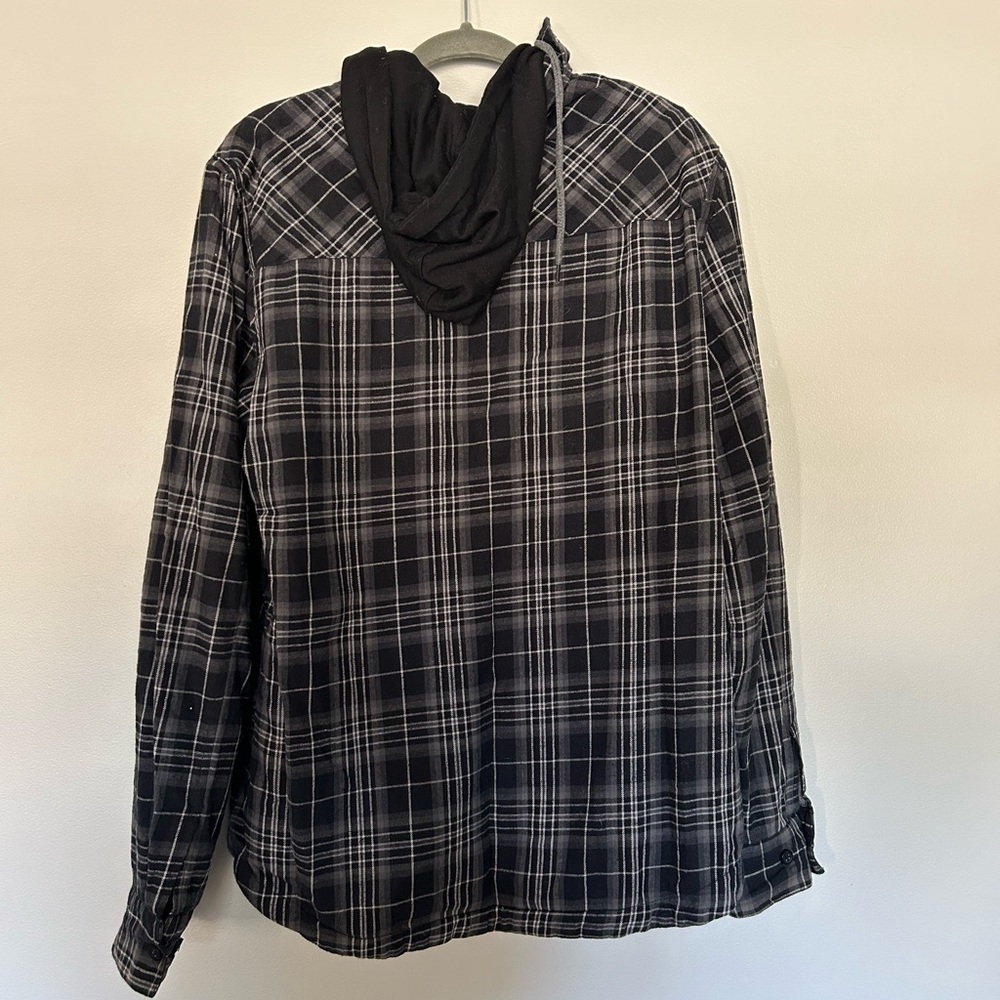 Globe Flannel Shirt w/ Hood